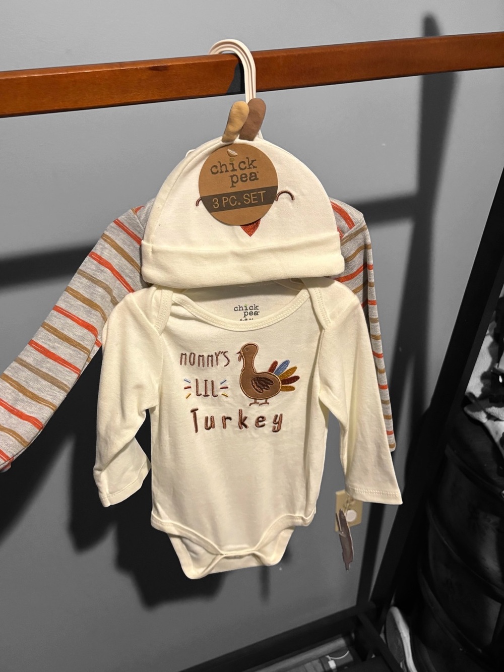 chick pea Cream 'Mommy's Lil Turkey' Baby 3-Piece Set
